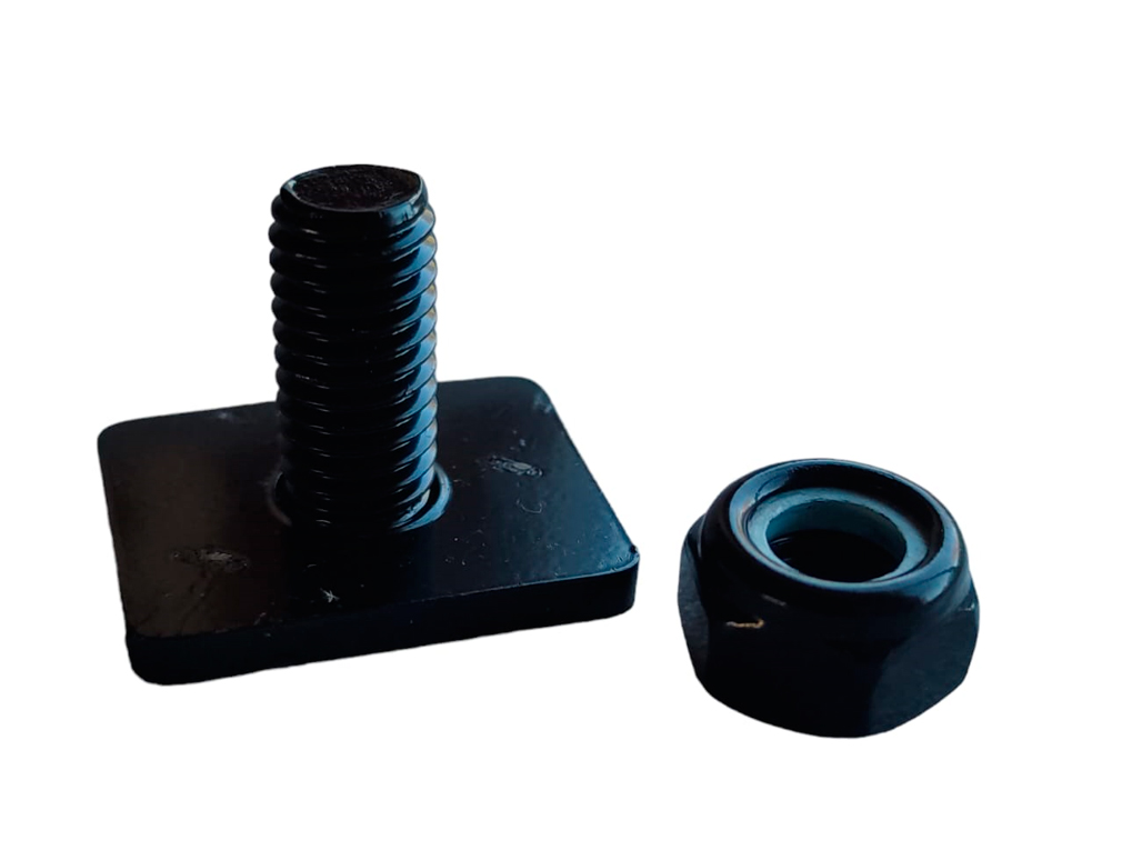 2x OZ135 Roof Cross Bar 1350mm