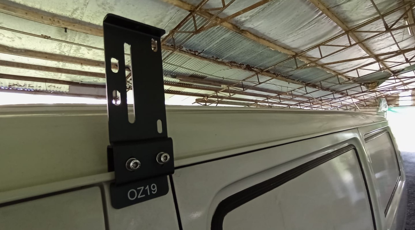 4x OZ19 Awning Gutter Mount Bracket