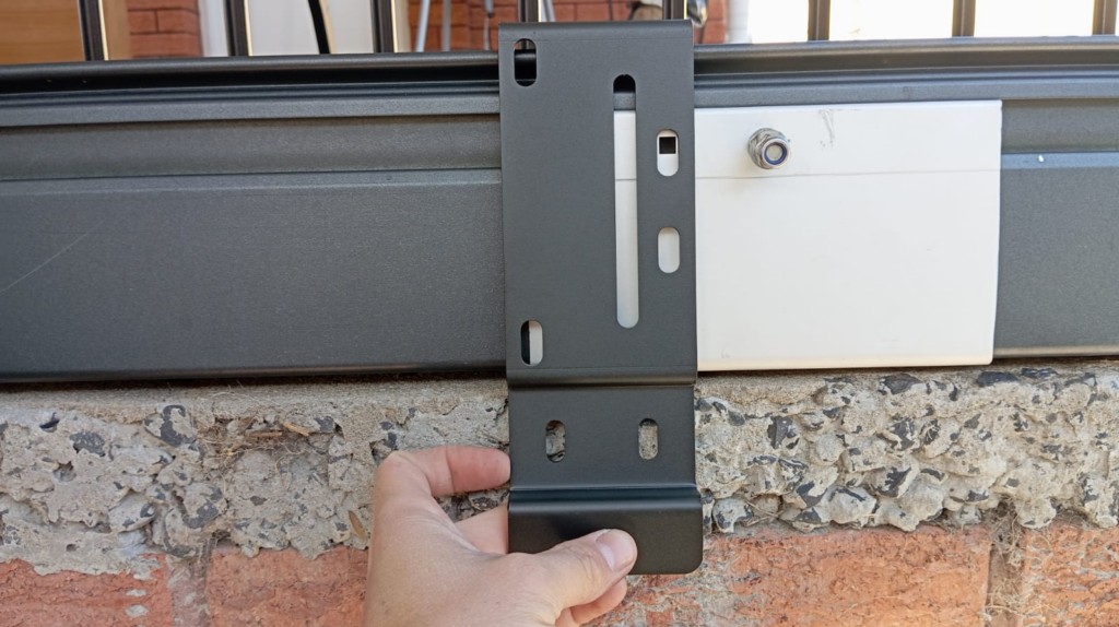 10x OZ19 Awning Gutter Mount Bracket