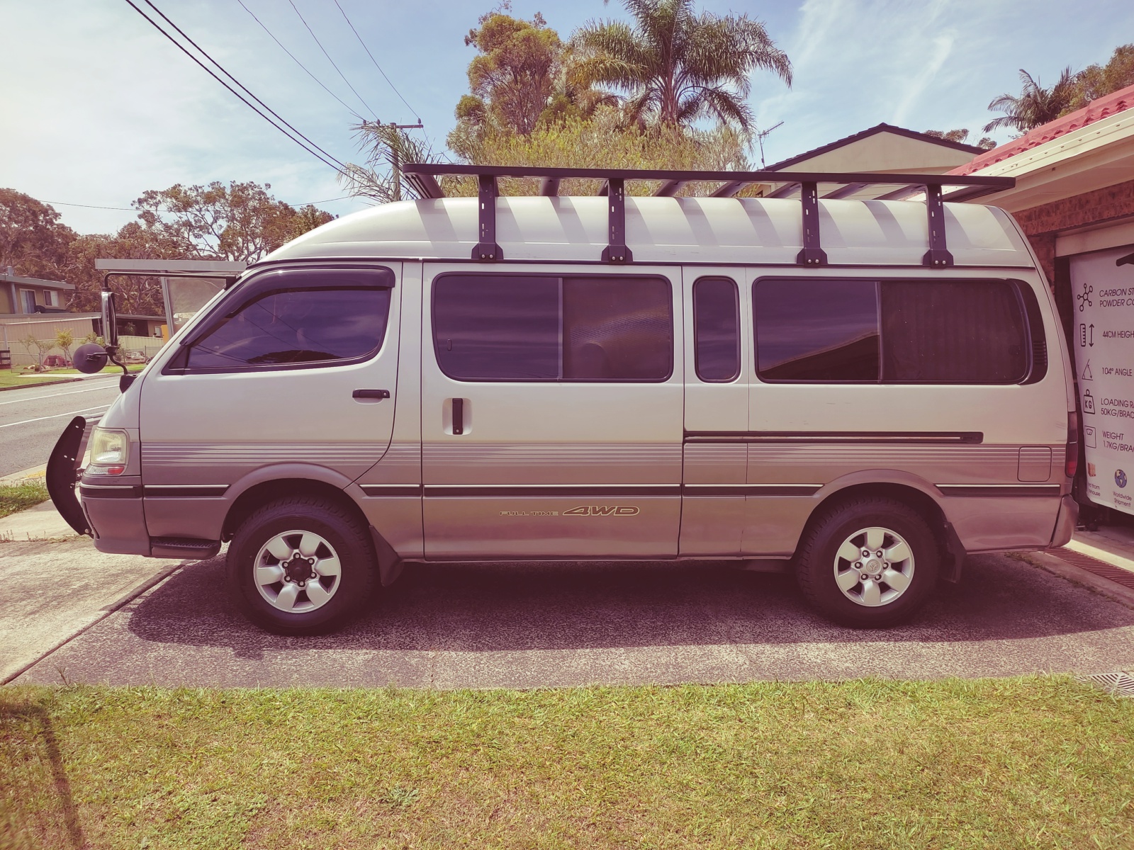 1x OZ310 Tradesman Roof Platform 1330x3100MM for Hiace 100 and Hiace 200 Series