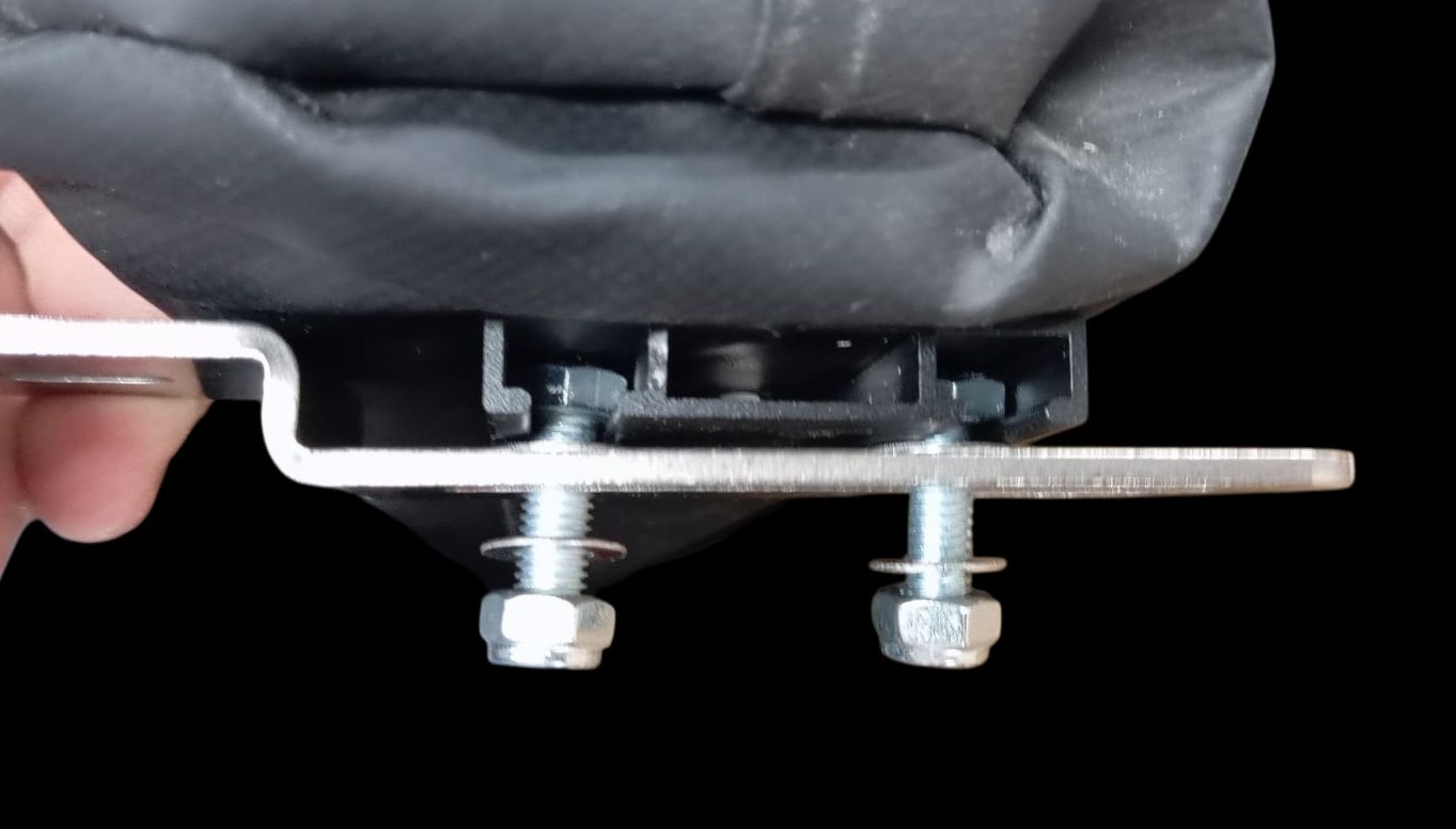 1x OZ8 Awning Set - M8 25mm hex head bolt, nut and washers