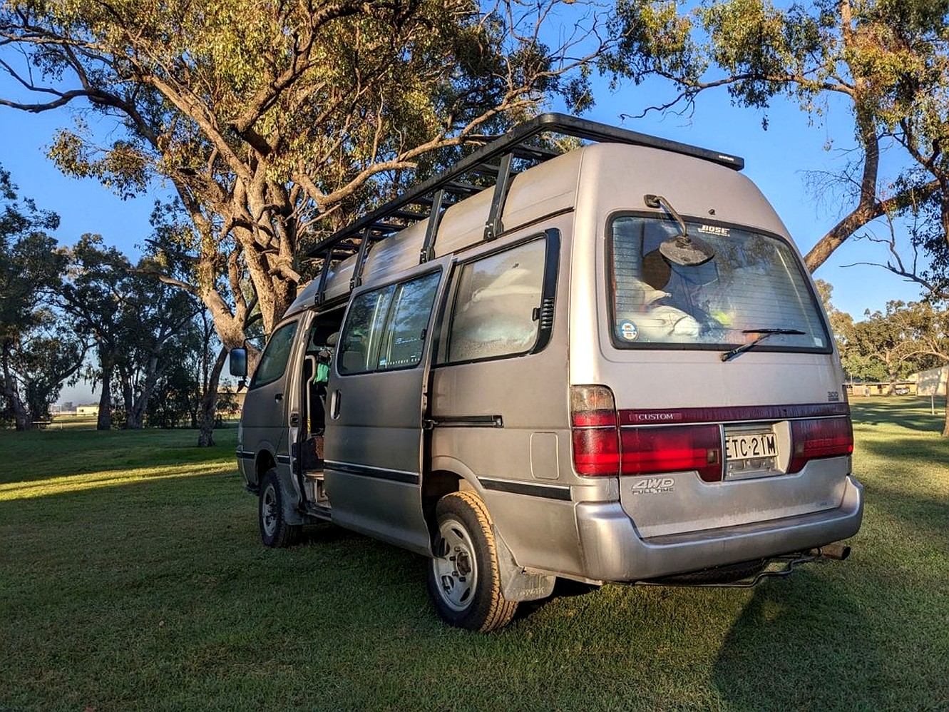 Ozroofracks | Mazda T3500 Roof Racks