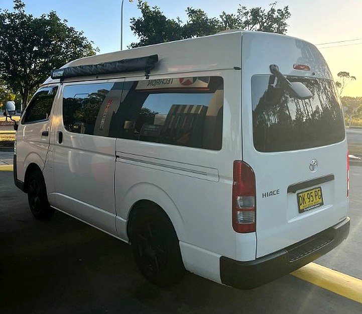 Ozroofracks | Toyota Hiace High Roof Roof Racks