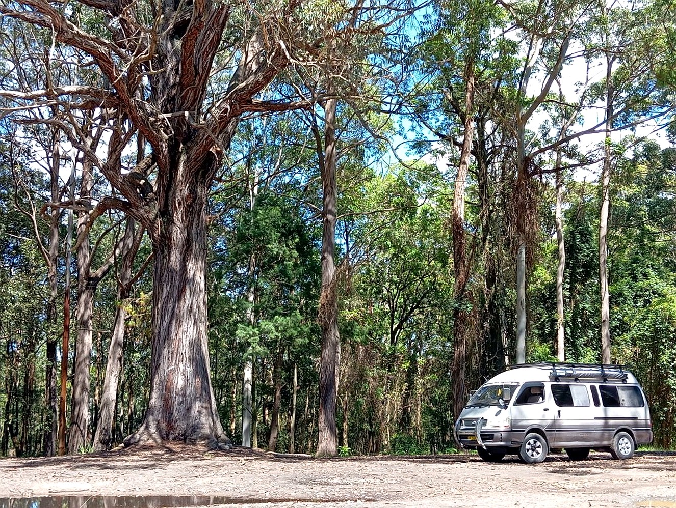 Ozroofracks | Toyota Hiace High Roof Roof Racks