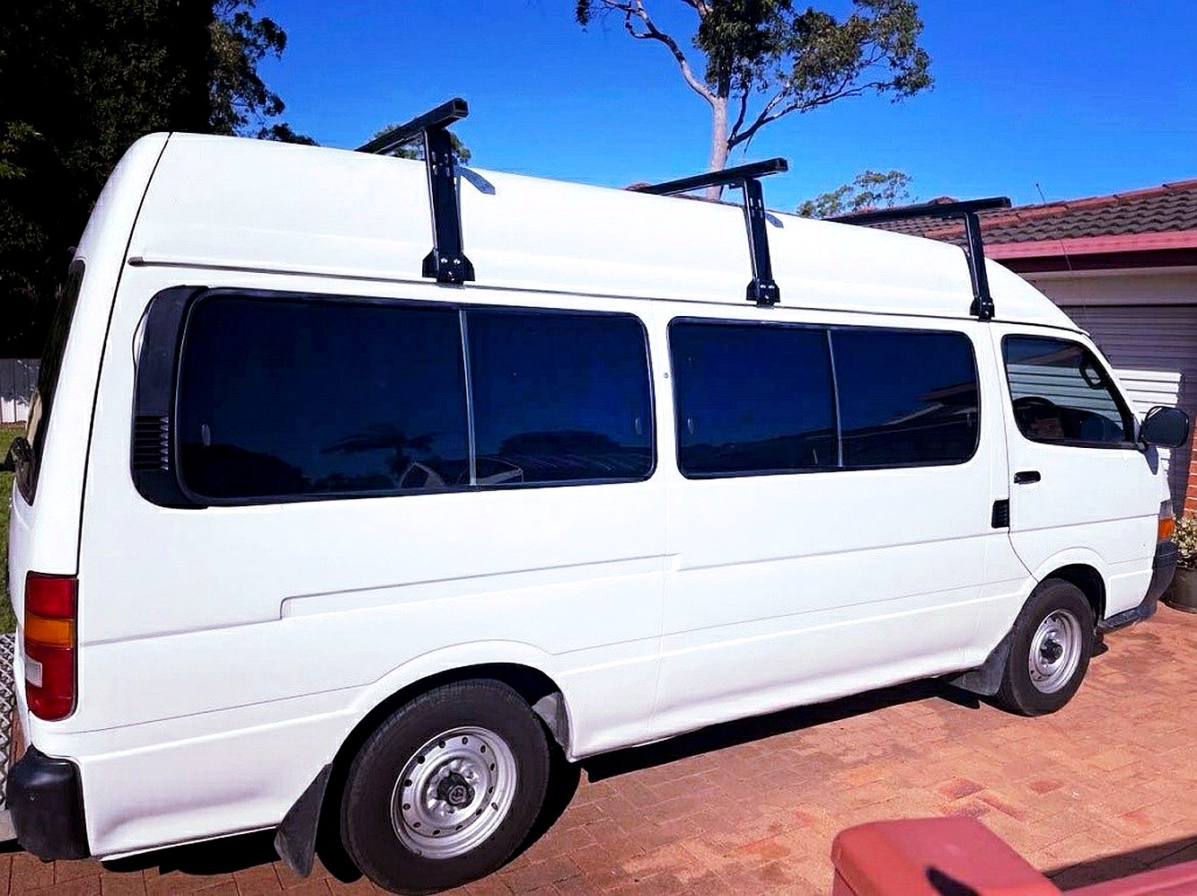 Ozroofracks | Toyota Hiace High Roof Roof Racks